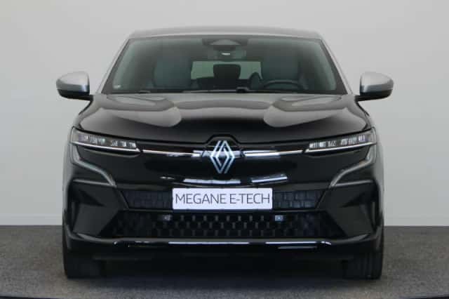Renault Mégane E-Tech (2023) thumbnail 6