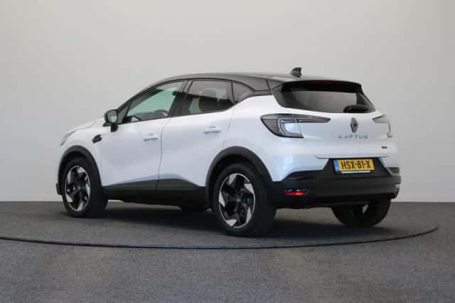 Renault Captur (2025) thumbnail 2