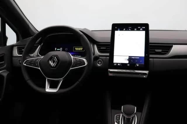 Renault Captur (2025) thumbnail 5