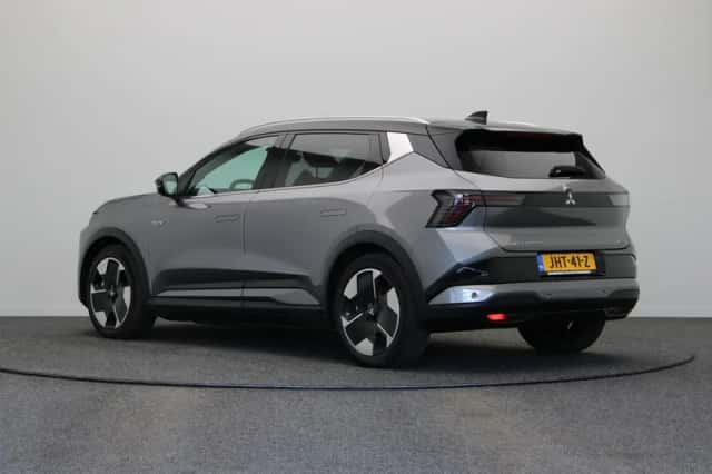 Mitsubishi Eclipse Cross (2025) thumbnail 2