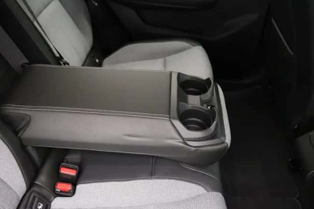 Mitsubishi Eclipse Cross (2025) thumbnail 4