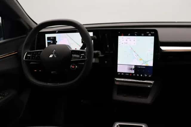 Mitsubishi Eclipse Cross (2025) thumbnail 5