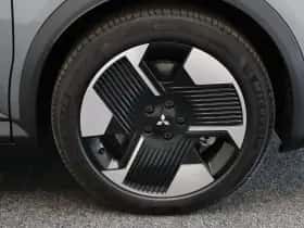 Mitsubishi Eclipse Cross (2025) thumbnail 44
