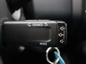 Renault Clio (2020) thumbnail 24
