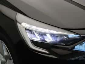 Renault Clio (2022) thumbnail 40