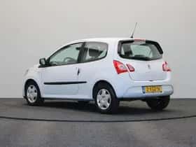 Renault Twingo (2014) thumbnail 2