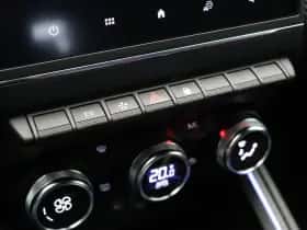 Renault Clio (2021) thumbnail 30