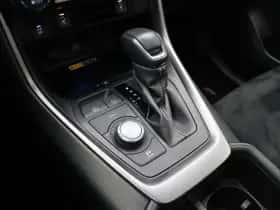 Toyota RAV4 (2024) thumbnail 34