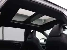 Toyota RAV4 (2024) thumbnail 5