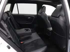 Toyota RAV4 (2024) thumbnail 8