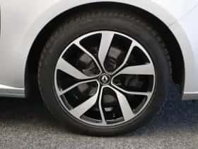 Renault Mégane (2019) thumbnail 42