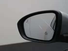 Renault Mégane (2019) thumbnail 46