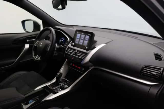 Mitsubishi Eclipse Cross (2022) thumbnail 5