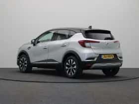 Renault Captur (2024) thumbnail 2