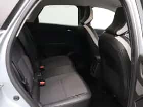 Renault Captur (2024) thumbnail 8
