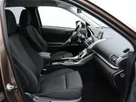 Mitsubishi Eclipse Cross (2019) thumbnail 14