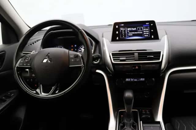 Mitsubishi Eclipse Cross (2019) thumbnail 4
