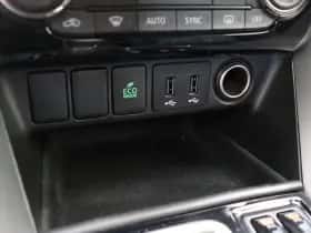 Mitsubishi Eclipse Cross (2019) thumbnail 31