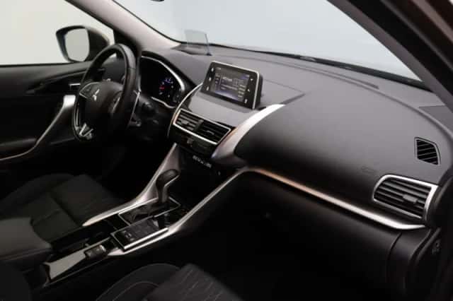 Mitsubishi Eclipse Cross (2019) thumbnail 5