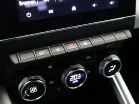 Renault Clio (2022) thumbnail 30