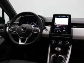Renault Clio (2022) thumbnail 4