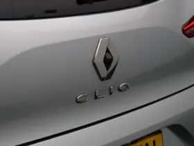 Renault Clio (2022) thumbnail 39