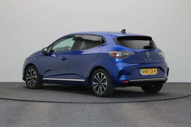 Renault Clio (2025) thumbnail 2