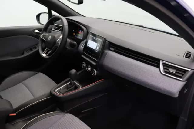 Renault Clio (2025) thumbnail 5