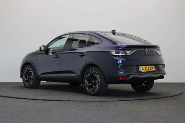 Renault Arkana (2024) thumbnail 2