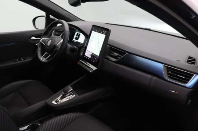 Renault Captur (2025) thumbnail 5