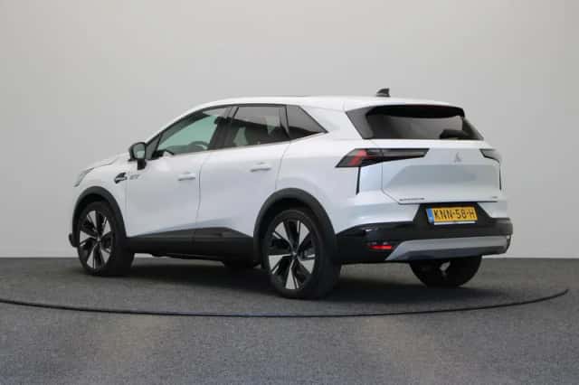 Mitsubishi Grandis (2026) thumbnail 2