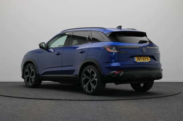 Renault Austral (2024) thumbnail 2