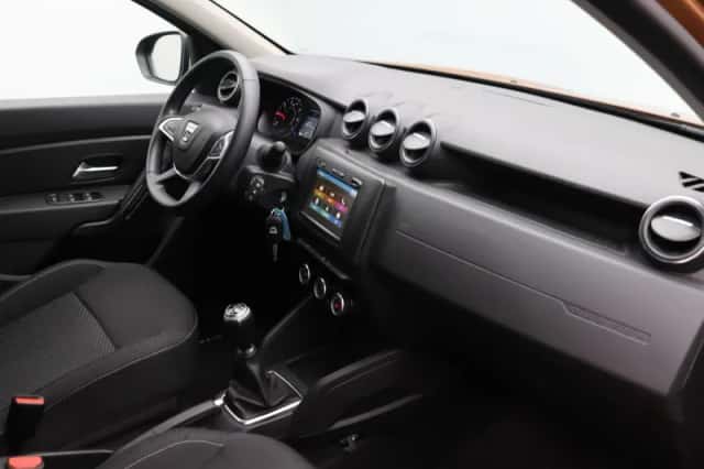 Dacia Duster (2021) thumbnail 5