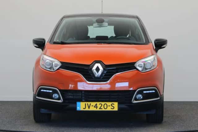 Renault Captur (2015) thumbnail 6