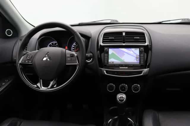 Mitsubishi ASX (2016) thumbnail 5