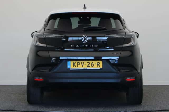 Renault Captur (2025) thumbnail 5