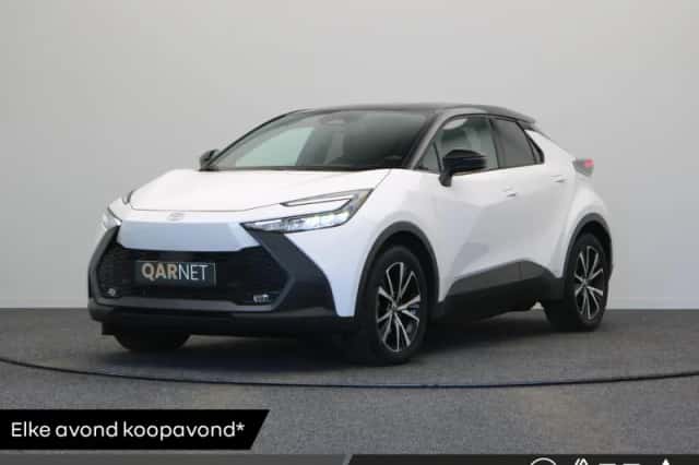 Toyota C-HR (2025) thumbnail 1