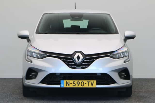 Renault Clio (2022) thumbnail 6