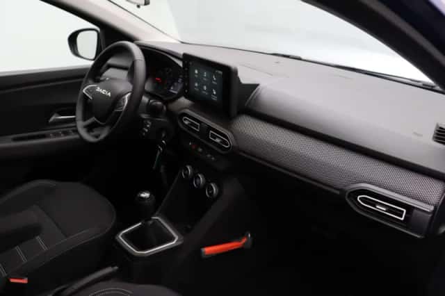 Dacia Sandero (2025) thumbnail 5