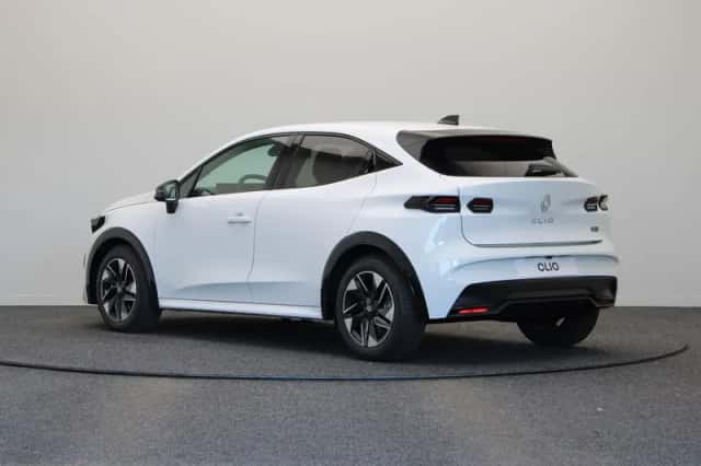 Renault Clio (2026) thumbnail 2