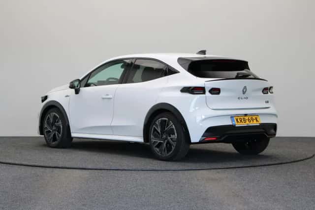 Renault Clio (2026) thumbnail 2