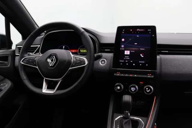 Renault Clio (2024) thumbnail 4