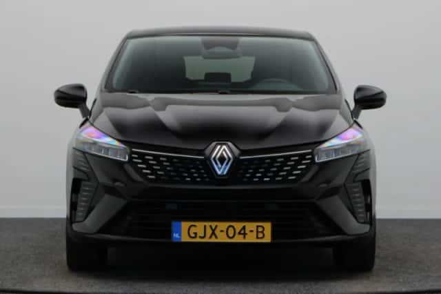 Renault Clio (2024) thumbnail 6