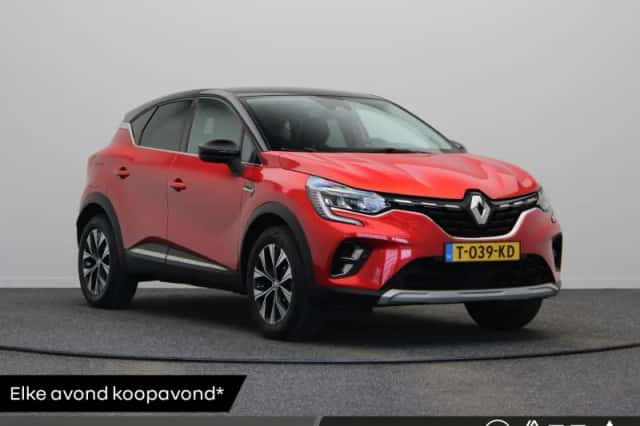 Renault Captur (2023) thumbnail 1