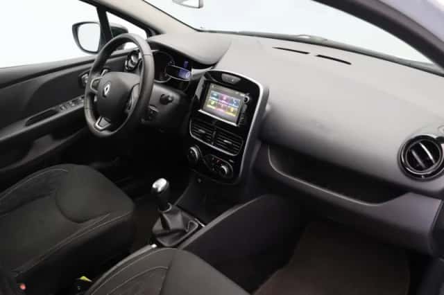 Renault Clio (2020) thumbnail 5