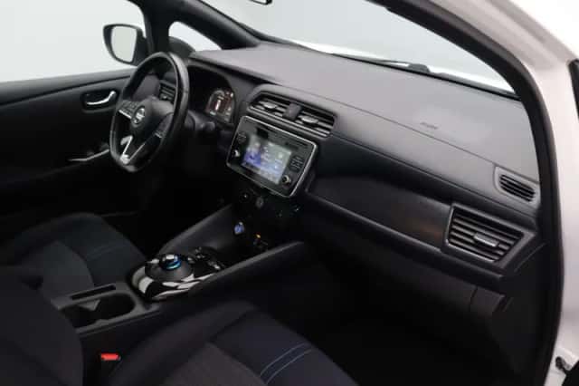 Nissan Leaf (2019) thumbnail 6