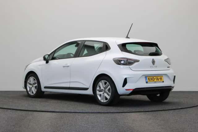Renault Clio (2025) thumbnail 2