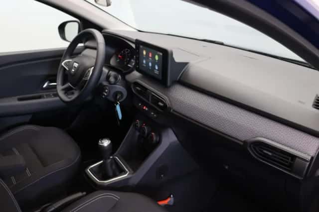 Dacia Sandero (2021) thumbnail 5