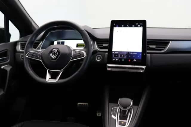 Renault Captur (2025) thumbnail 5