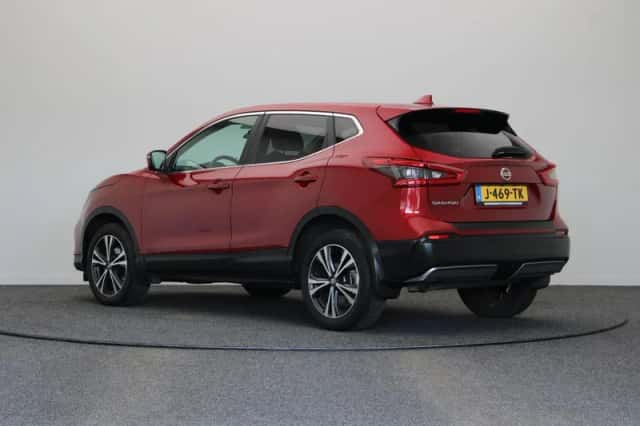 Nissan Qashqai (2019) thumbnail 2